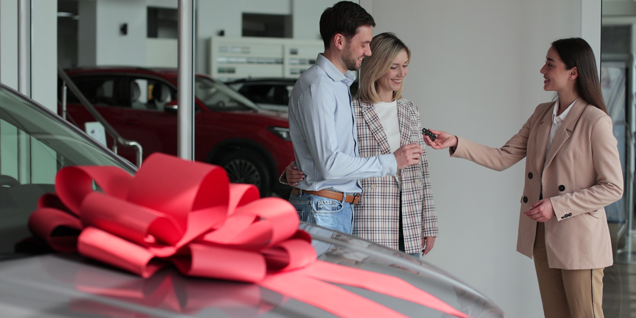 How Premium Luxury Car Buyers Research Before Purchasing in Bangalore
